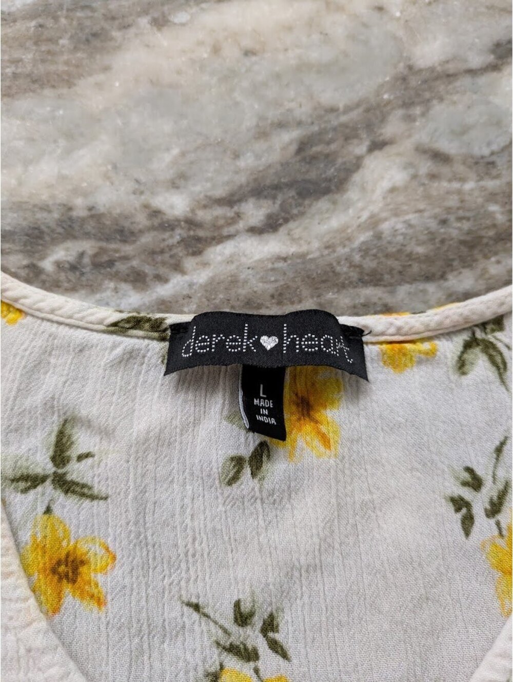 🌼 Derek Heart Floral Tank Top White L — GUC Breezy - Picture 4 of 5